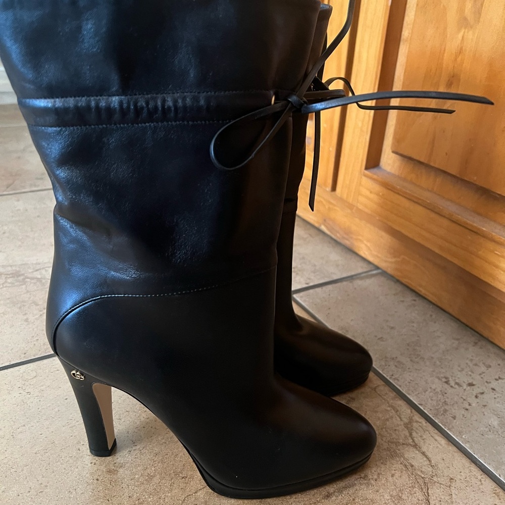Gucci Black Leather Heeled Boots
